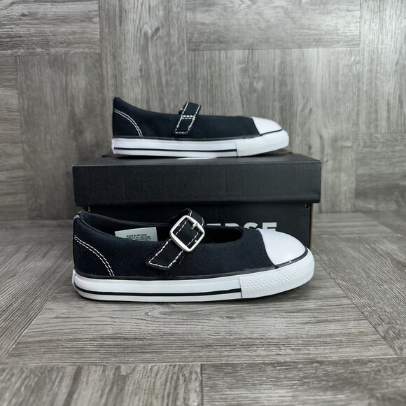 Converse CTAS Dainty Mary Jane Toddler size 8 Black White Shoes - Picture 1 of 9